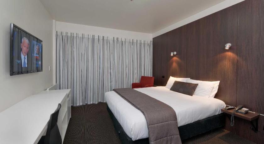 The Riccarton Hotel Christchurch Bagian luar foto