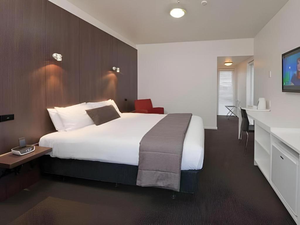 The Riccarton Hotel Christchurch Bagian luar foto
