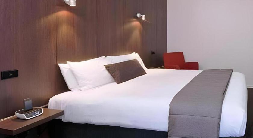 The Riccarton Hotel Christchurch Bagian luar foto