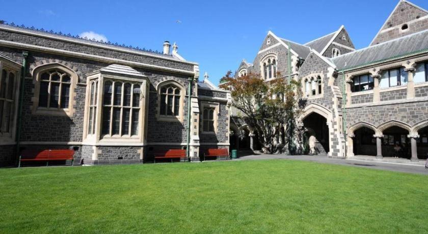 The Riccarton Hotel Christchurch Bagian luar foto